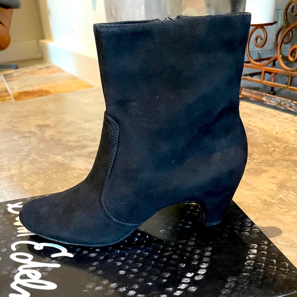 Sam Edelman Black Suede Maddie Boots, size 10